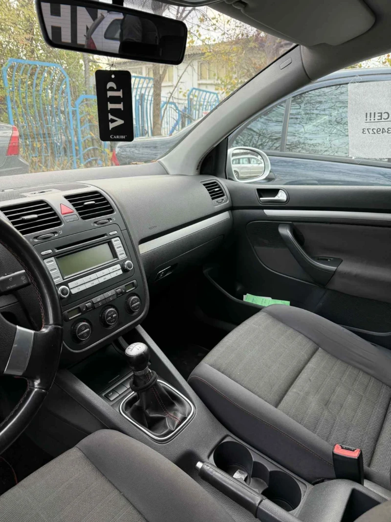 VW Golf, снимка 4 - Автомобили и джипове - 53048362