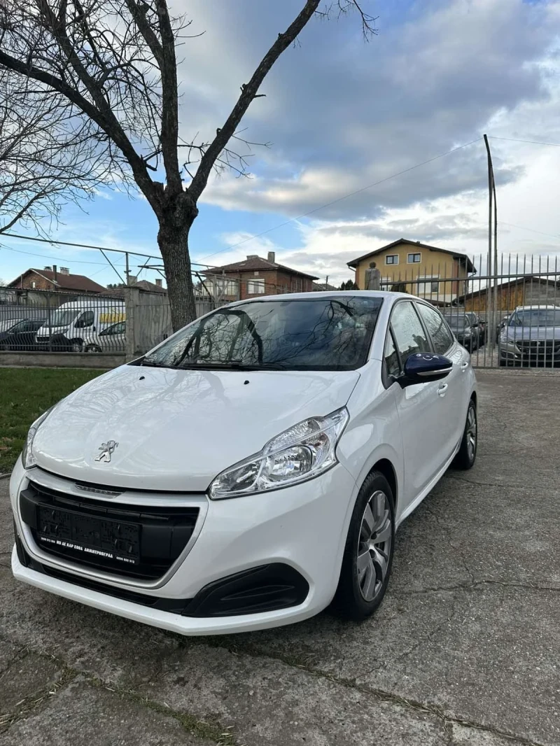 Peugeot 208 1.2 BENZIN AUSTRIA