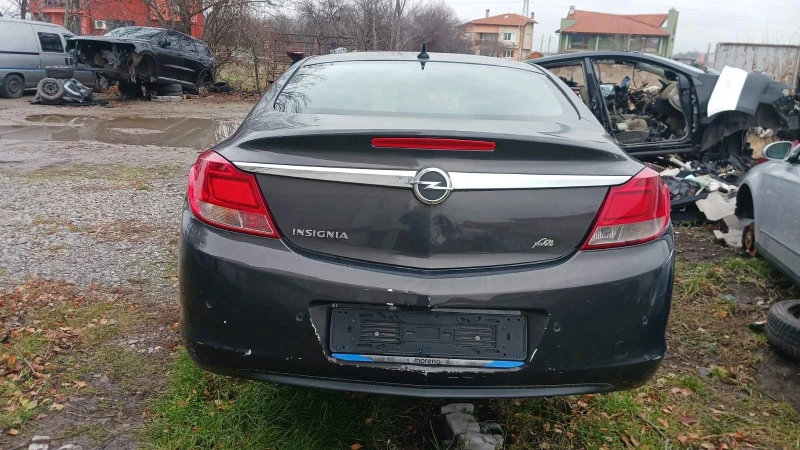 Opel Insignia 1.4turbo, снимка 2 - Автомобили и джипове - 53313956