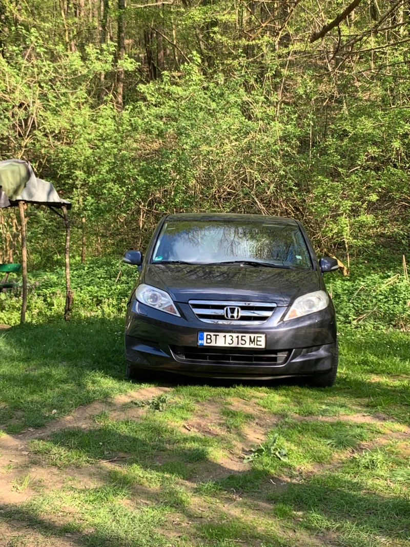 Honda Fr-v, снимка 5 - Автомобили и джипове - 53419451