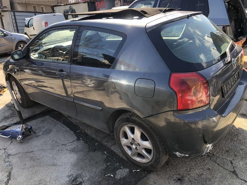 Toyota Corolla 1.4 на части - [1] 