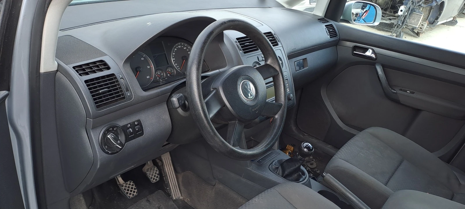 VW Touran DSG 63 | Mobile.bg   12