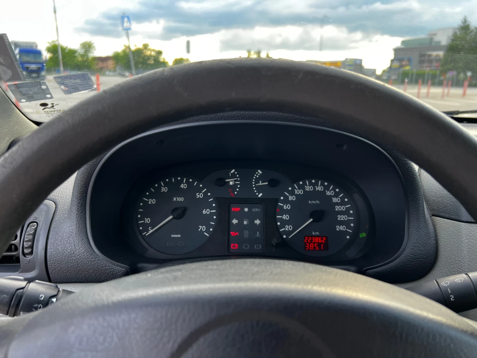 Renault Clio Седан/Климатик/ГАЗ/Ел.стъкла - изображение 9