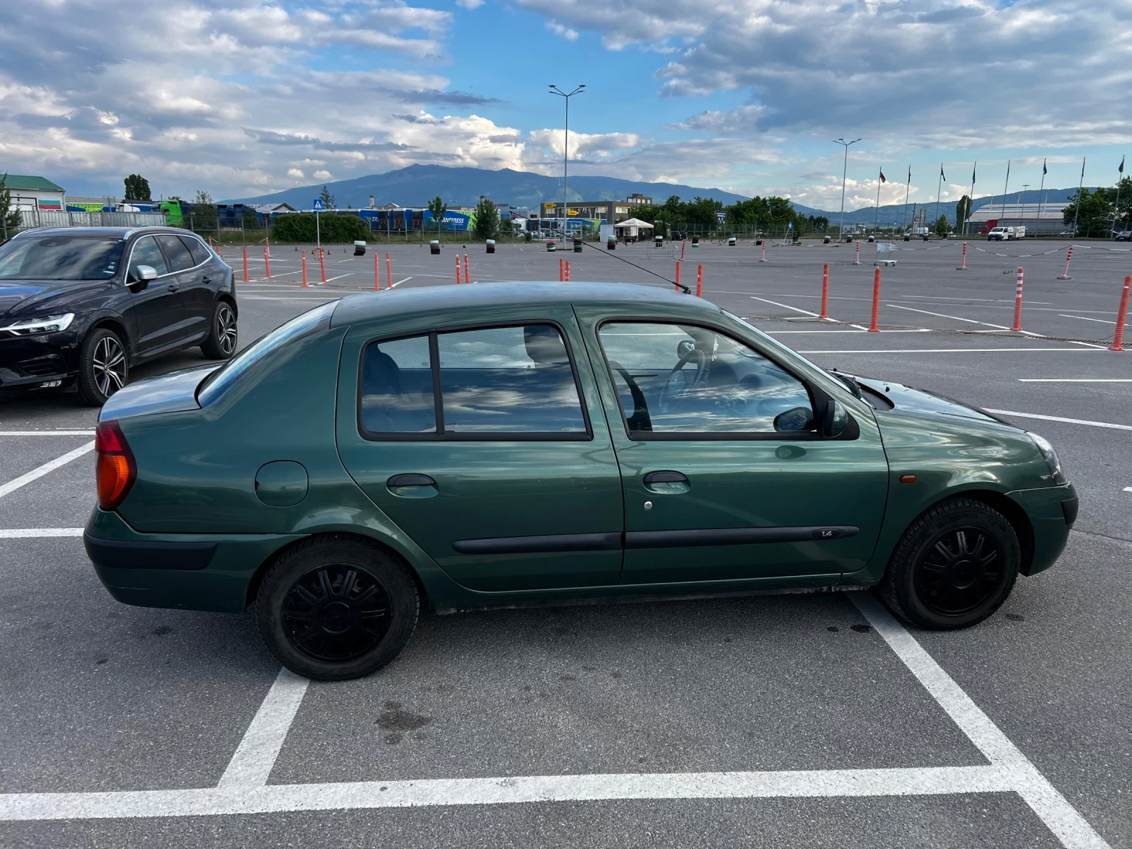 Renault Clio Седан/Климатик/ГАЗ/Ел.стъкла - изображение 4