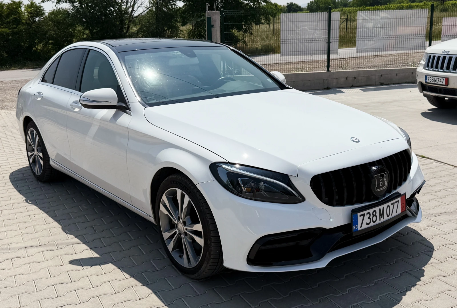Mercedes-Benz C 300 4 Matic - изображение 4