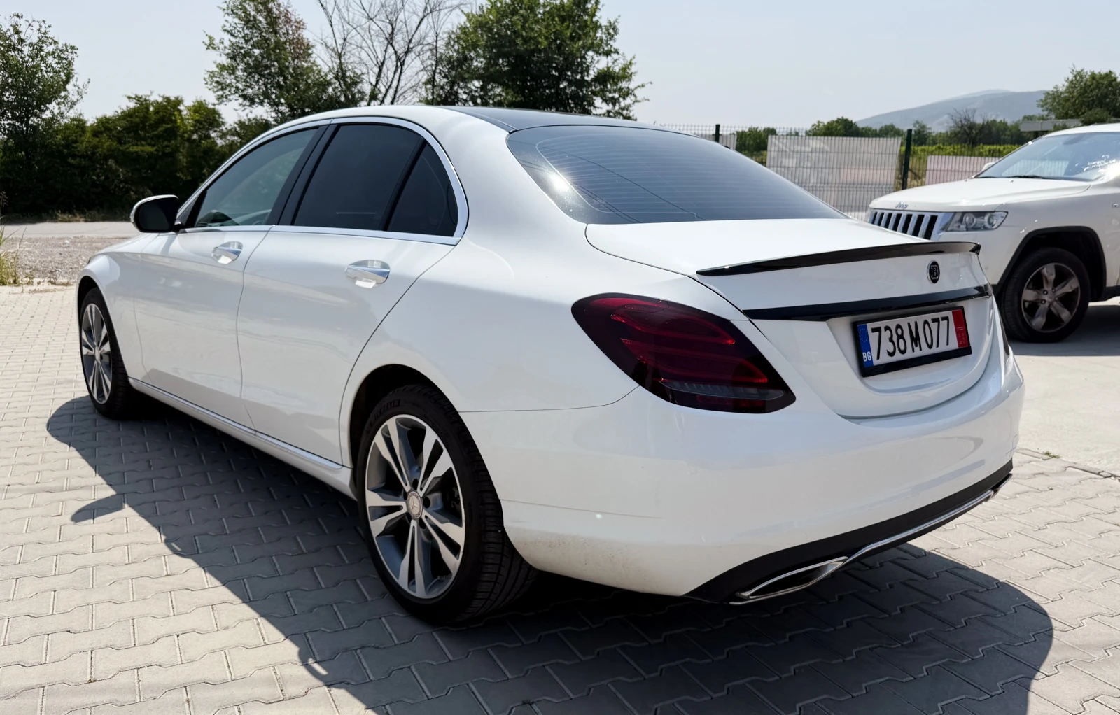 Mercedes-Benz C 300 4 Matic - изображение 7