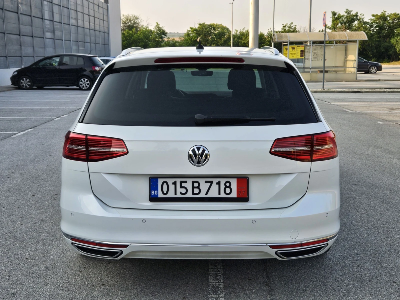 VW Passat 4MOTION ДИСТРОНИК 360  КОЖА - изображение 5