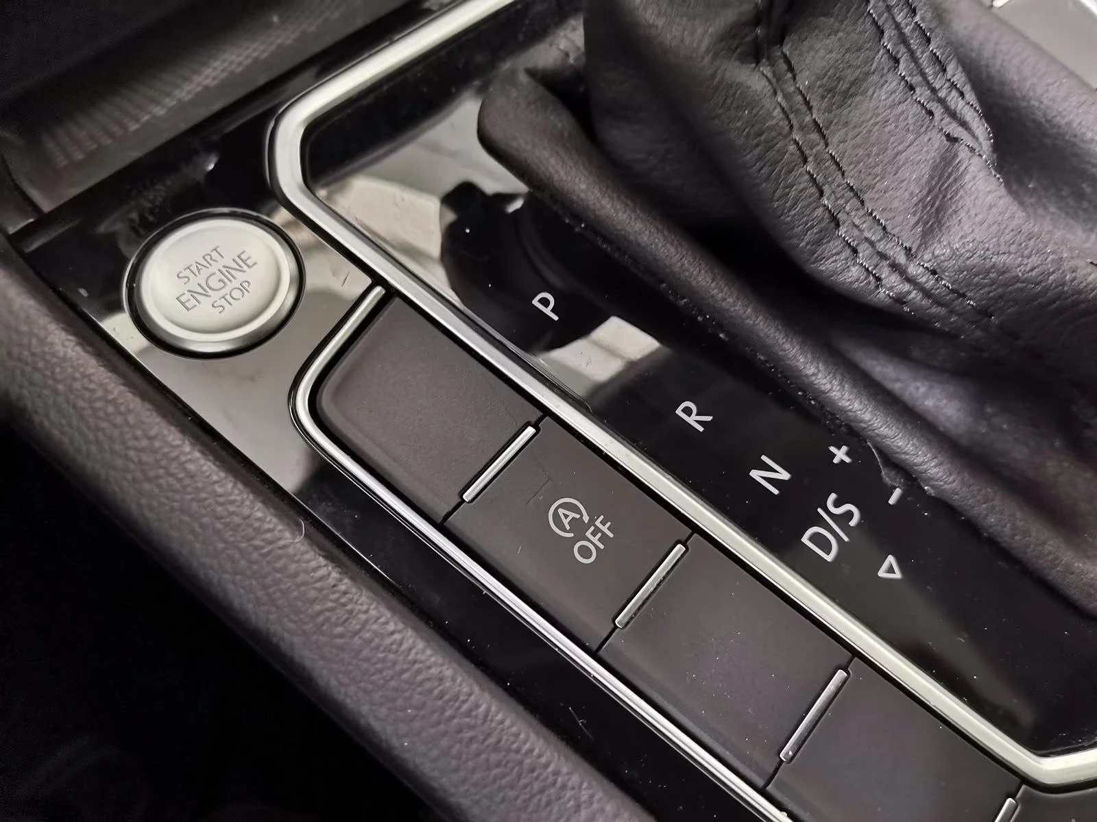 VW Arteon 2.0TSI/ELEGANCE/190HP/360/ACC/NAVI/LED/PANO/309f | Mobile.bg   13