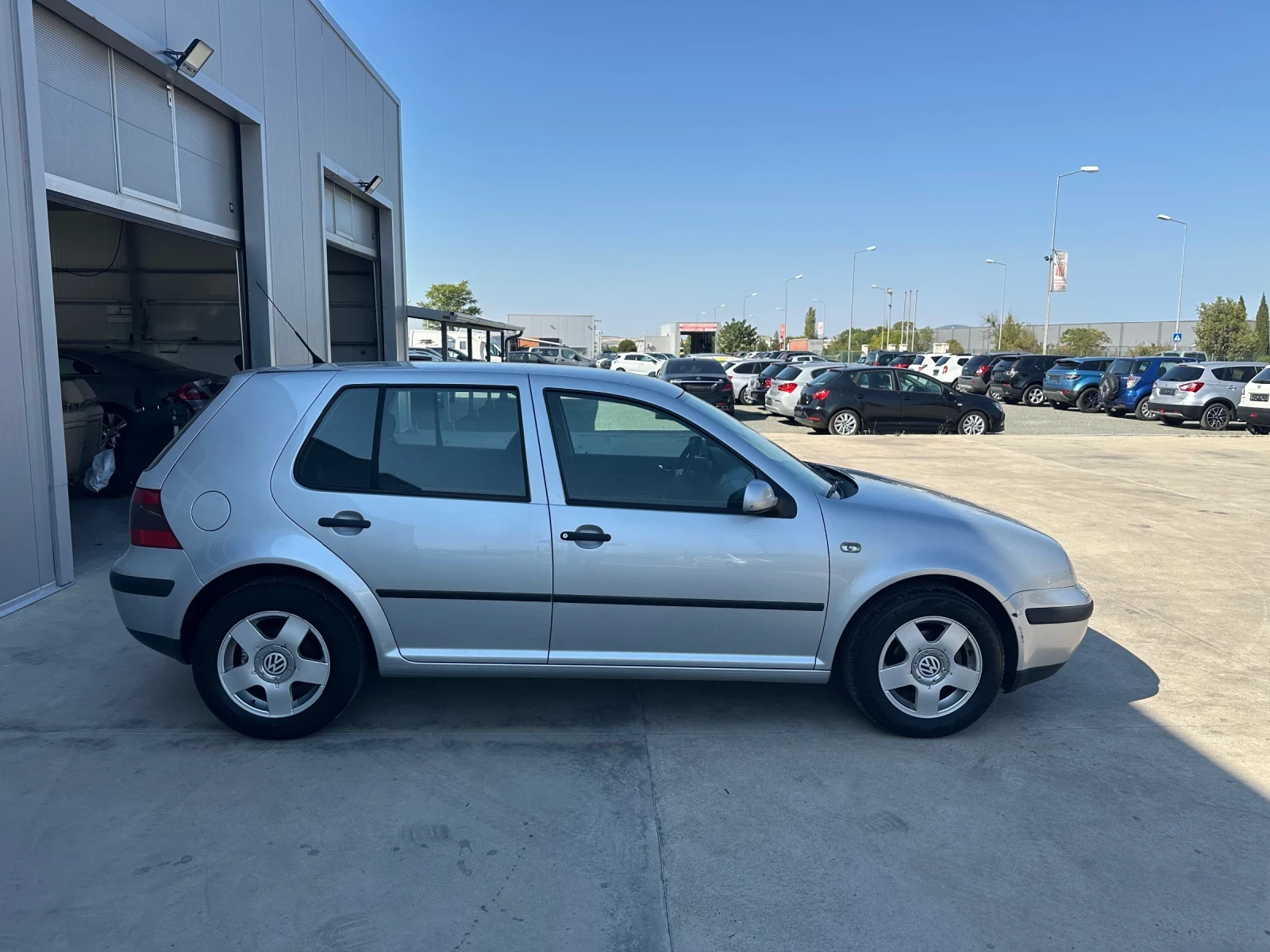 VW Golf 1.6 - изображение 4