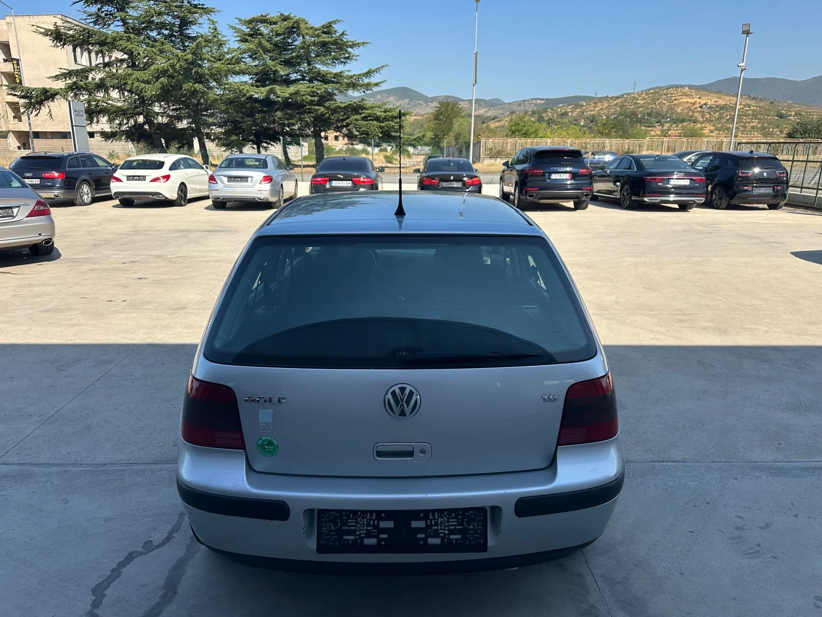 VW Golf 1.6 - изображение 6