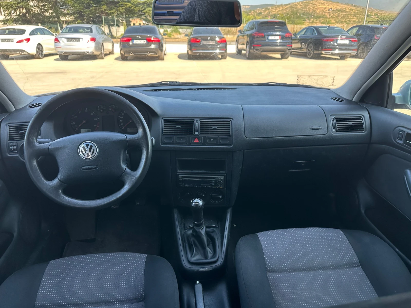 VW Golf 1.6 - изображение 10