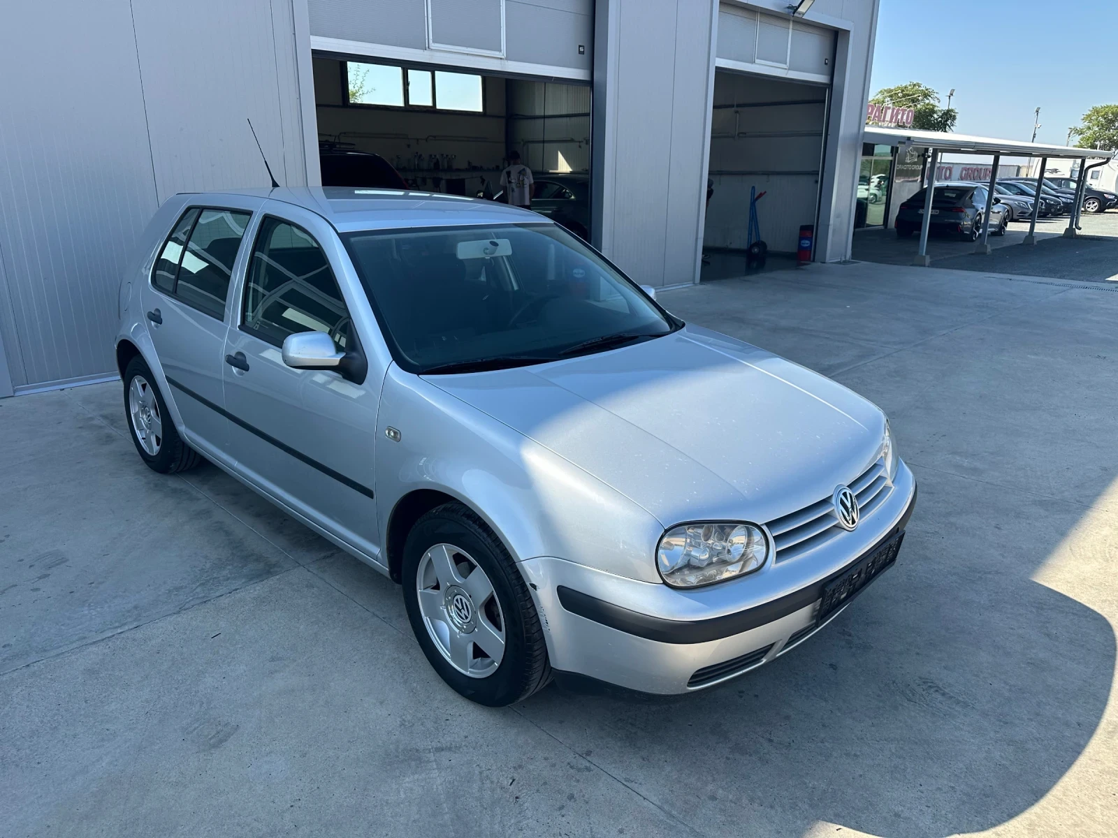 VW Golf 1.6 - изображение 3