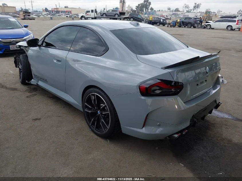 BMW M2 2025 BMW M240 I - изображение 6