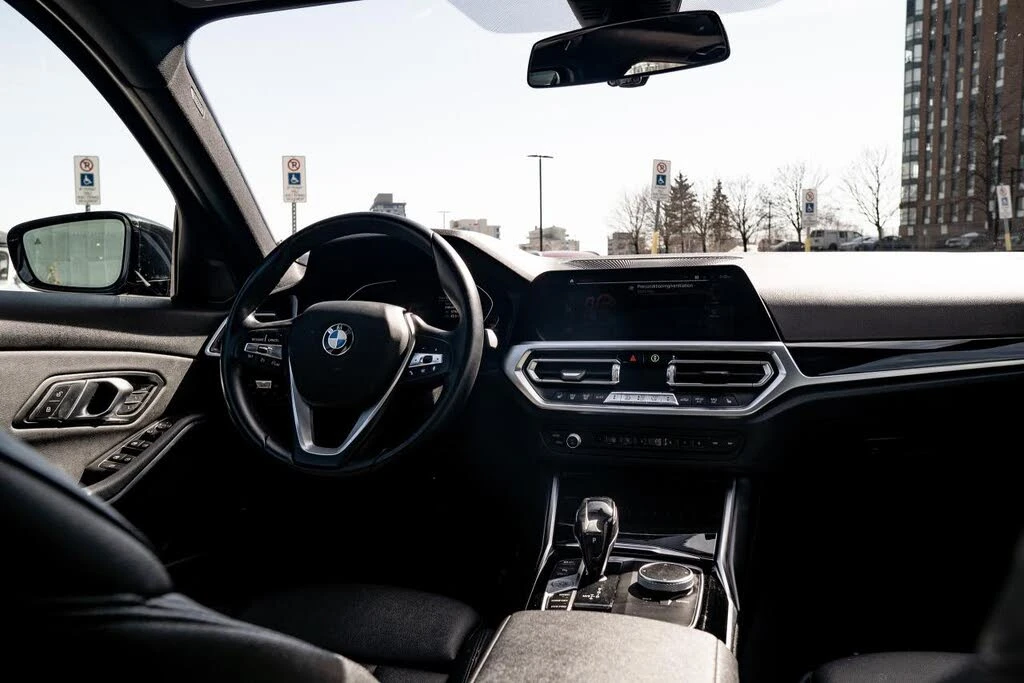 BMW 330 xDrive* АвтоКредит* (ЦЕНА ДО БГ) - изображение 9