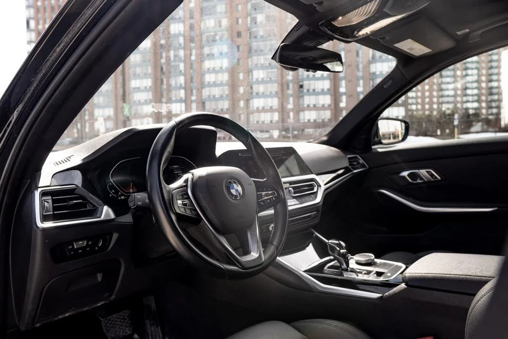 BMW 330 xDrive* АвтоКредит* (ЦЕНА ДО БГ) - изображение 6