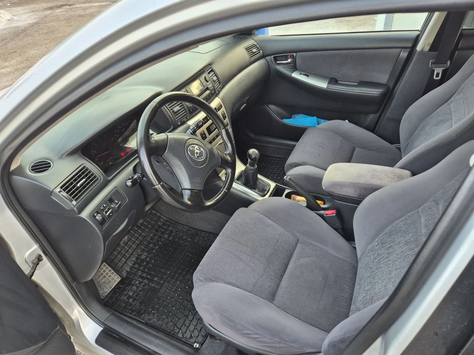 Toyota Corolla  - изображение 6