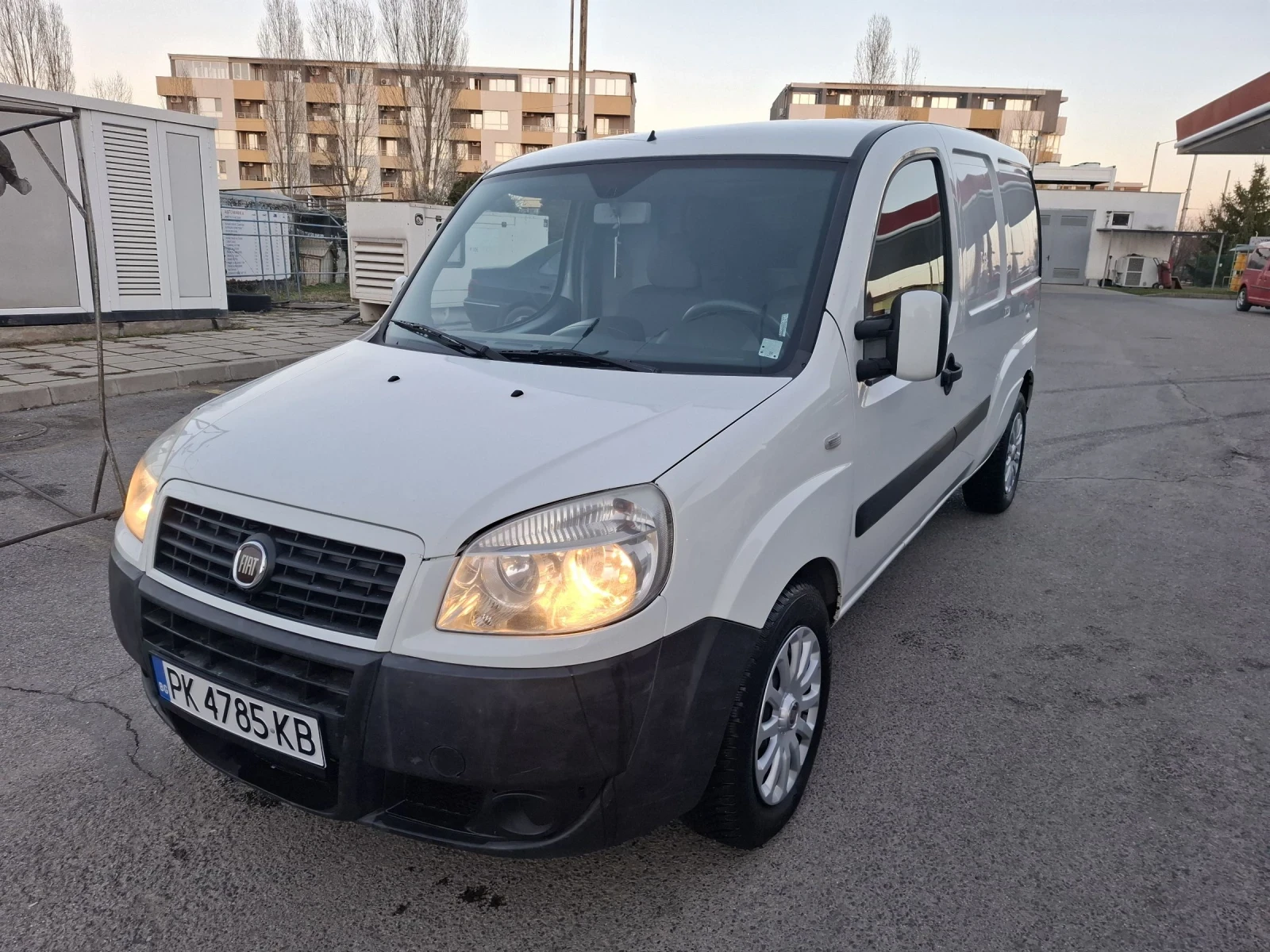 Fiat Doblo 1.9 - изображение 2