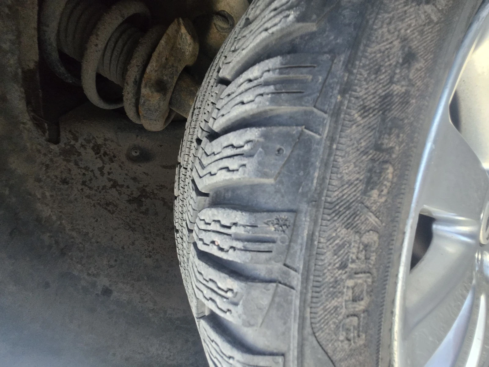 VW Passat 2.0 бензин 150к.с  2007г , снимка 9 - Автомобили и джипове - 54127375