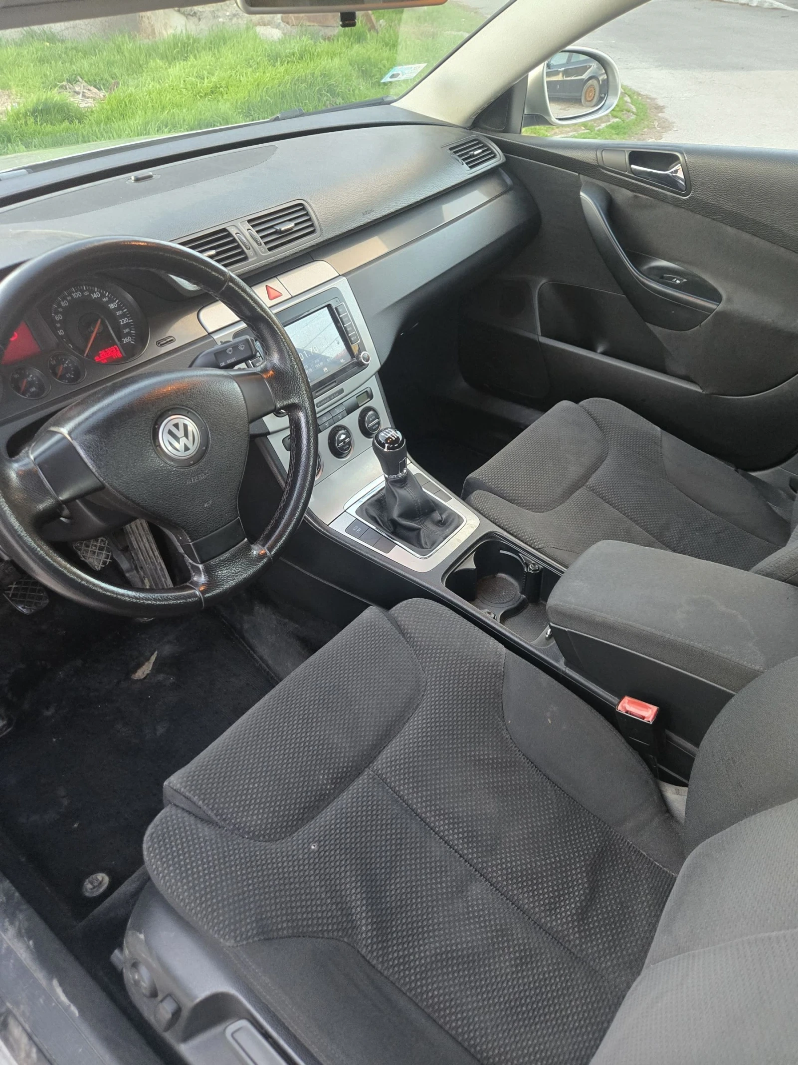 VW Passat 2.0 бензин 150к.с  2007г , снимка 10 - Автомобили и джипове - 54127375