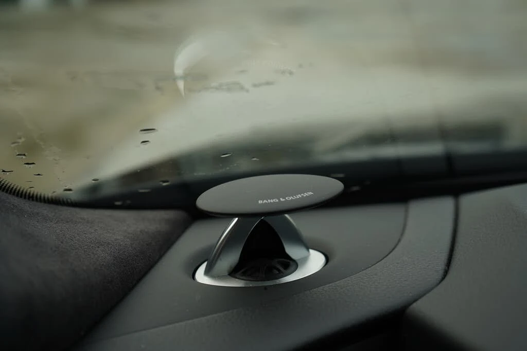 Audi S8 B&O* ЩОРИ* 4 ПОДГРЕВА* ПЕРА* МАСАЖ* ОБДУХВАНЕ, снимка 9 - Автомобили и джипове - 54208440