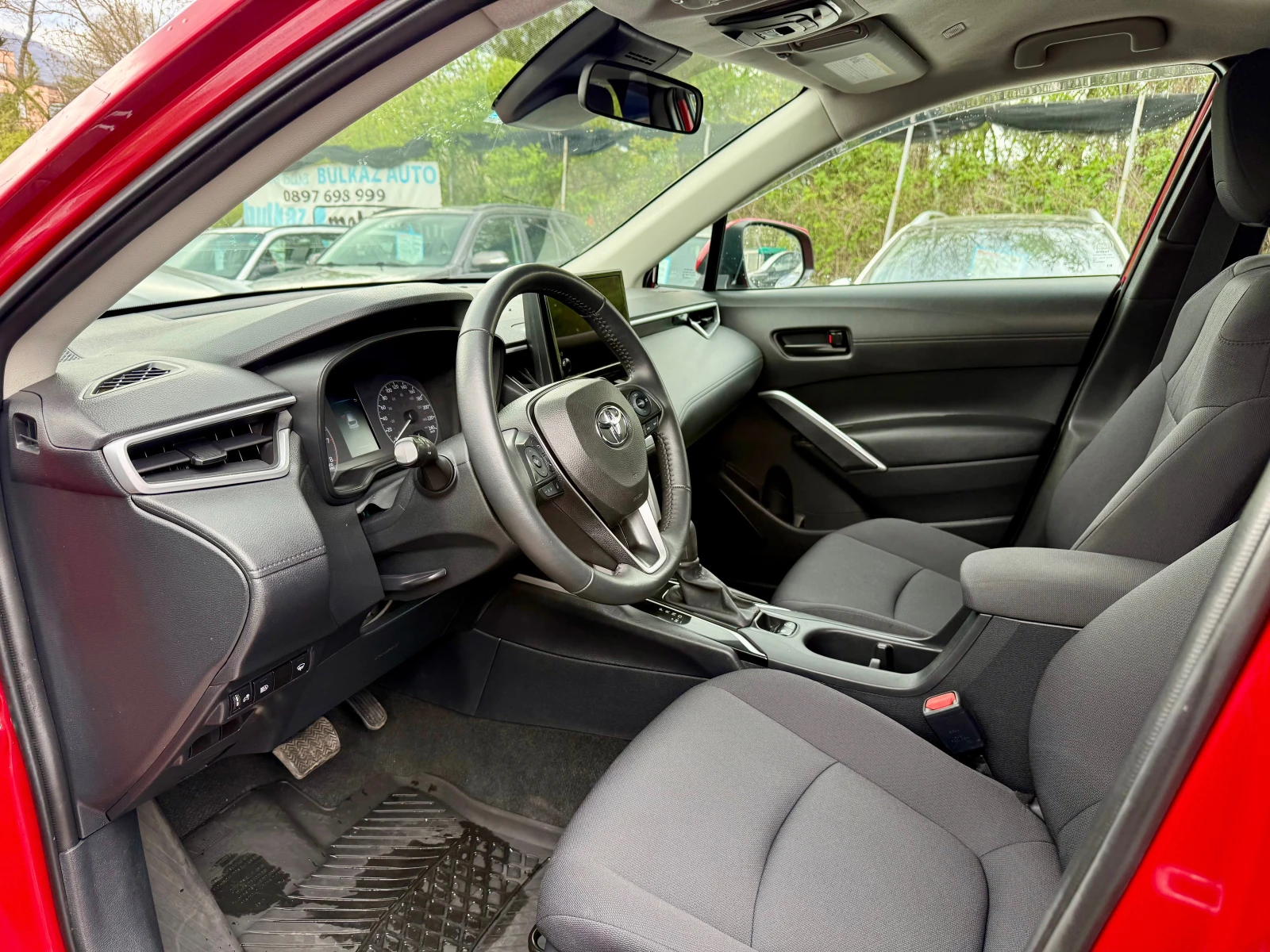 Toyota Corolla Cross, снимка 7 - Автомобили и джипове - 54255976