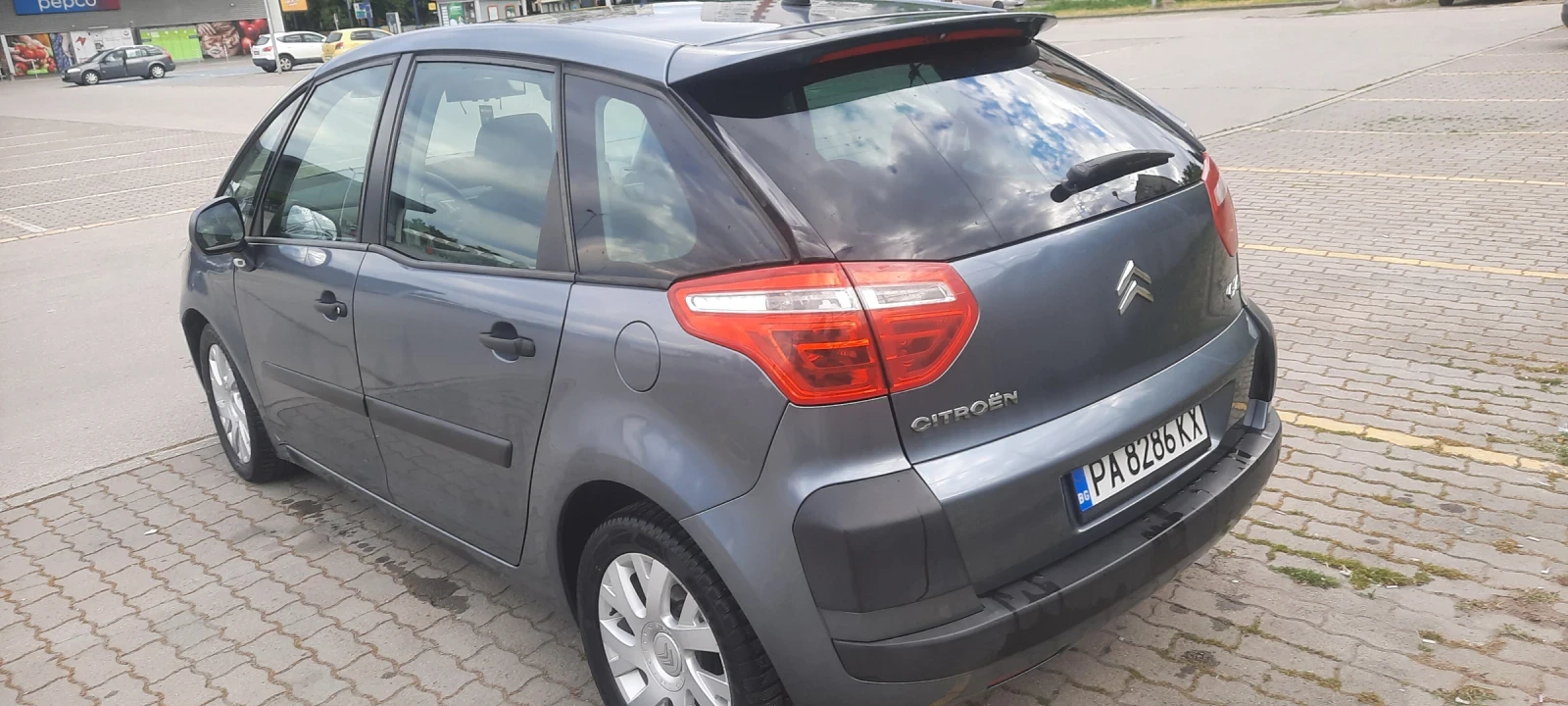 Citroen C4 Picasso, снимка 14 - Автомобили и джипове - 54530597