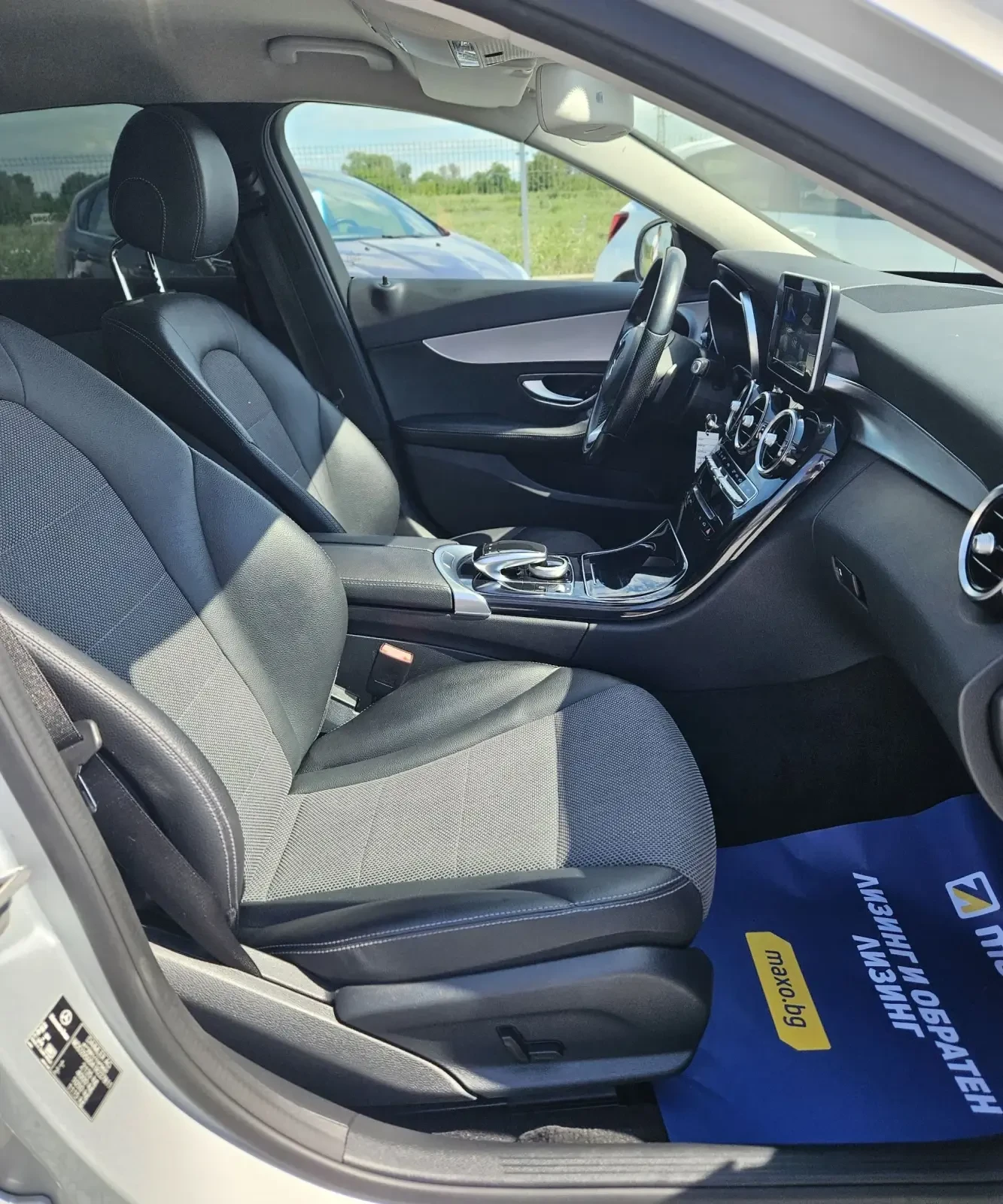Mercedes-Benz C 220 AMG DESIGN Евро6 2017г, снимка 11 - Автомобили и джипове - 54649347