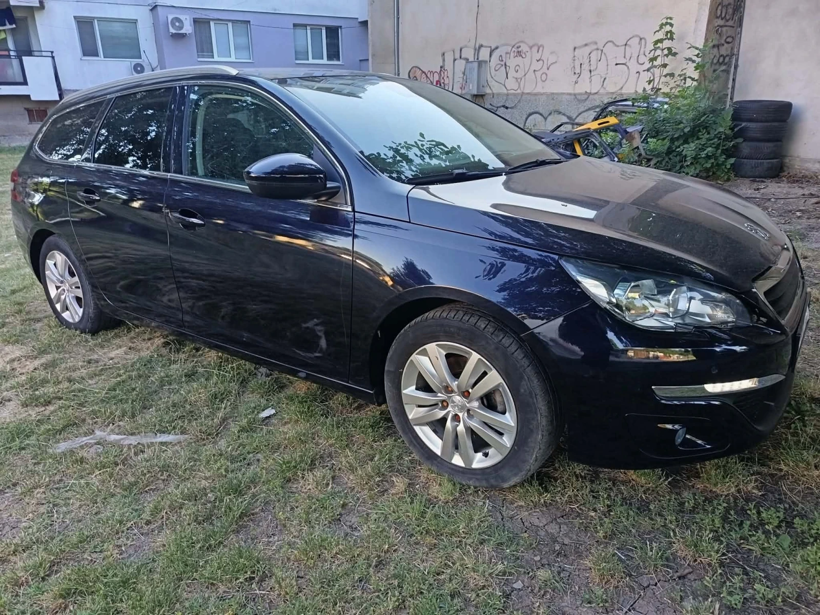 Peugeot 308 1, 6 blue HDI, снимка 2 - Автомобили и джипове - 55106050