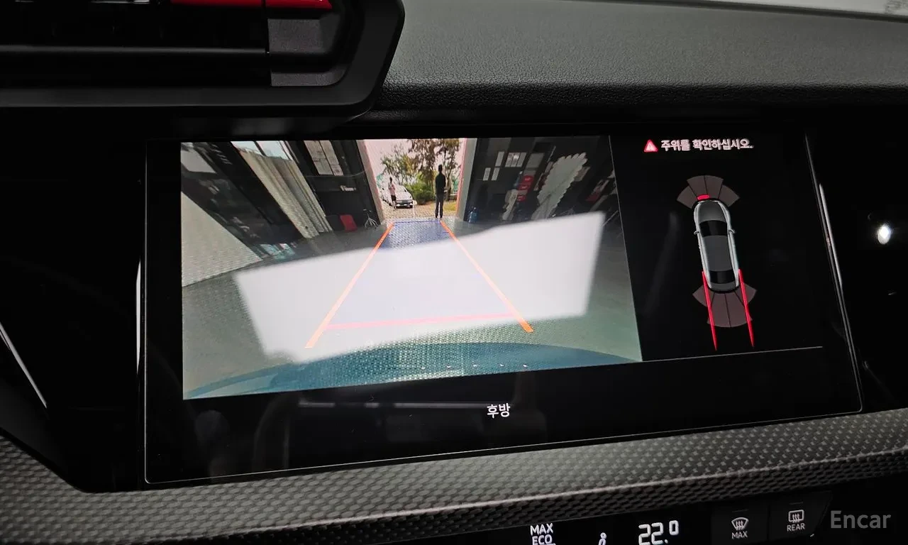 Audi Rs3 2.5 TFSI Quattro* Bang&Olufsen* HUD* PANO, снимка 12 - Автомобили и джипове - 55542964