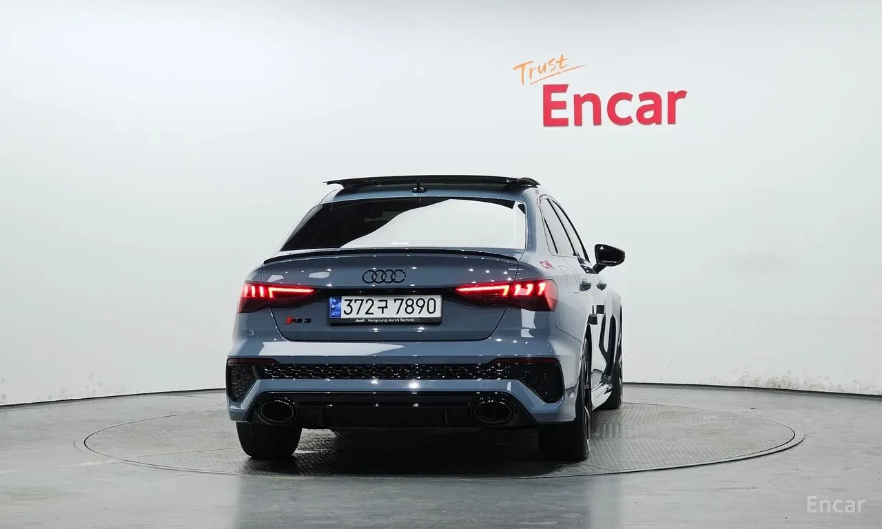 Audi Rs3 2.5 TFSI Quattro* Bang&Olufsen* HUD* PANO, снимка 3 - Автомобили и джипове - 55542964