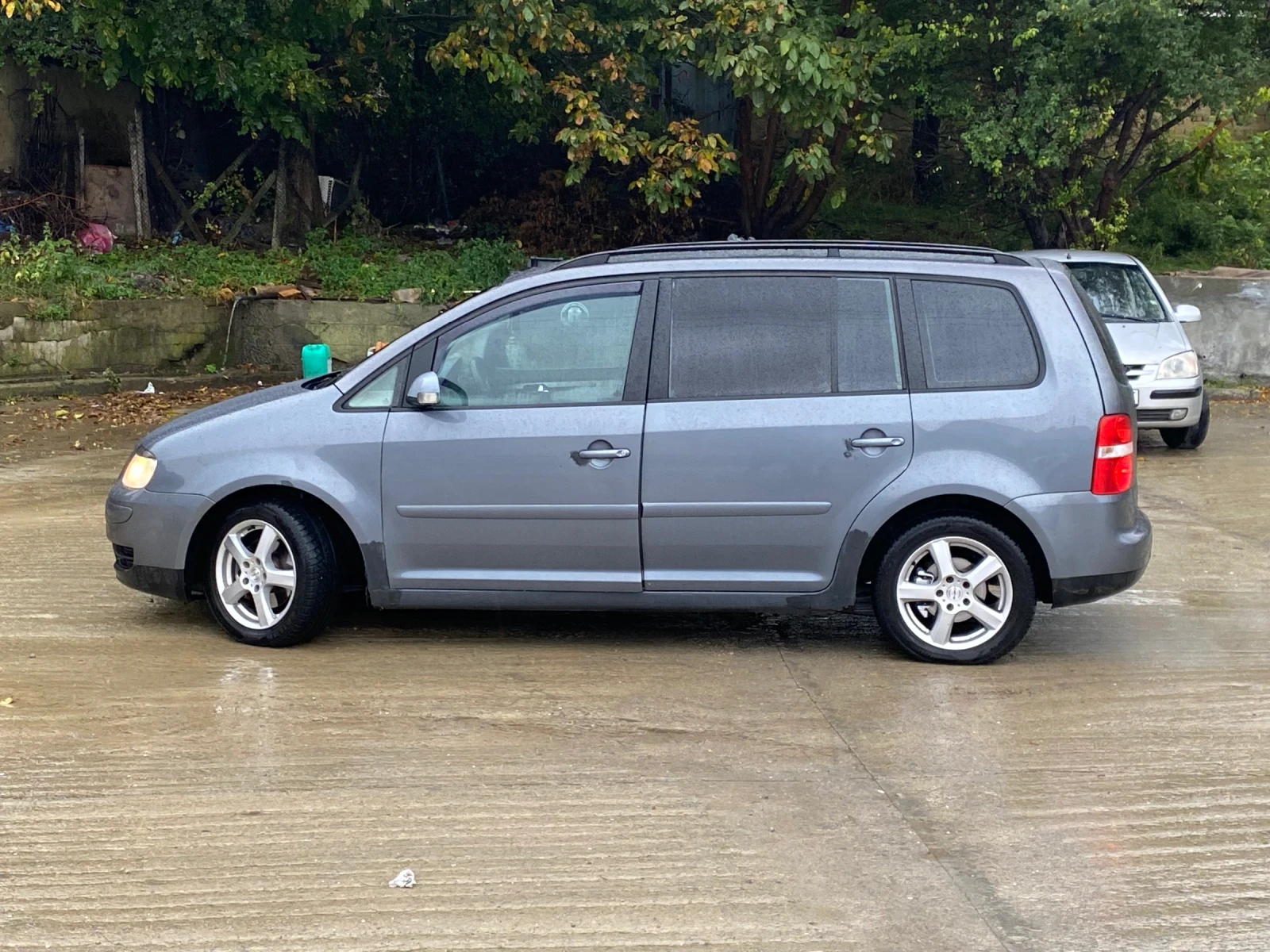 VW Touran TOP оферта, снимка 2 - Автомобили и джипове - 56483276