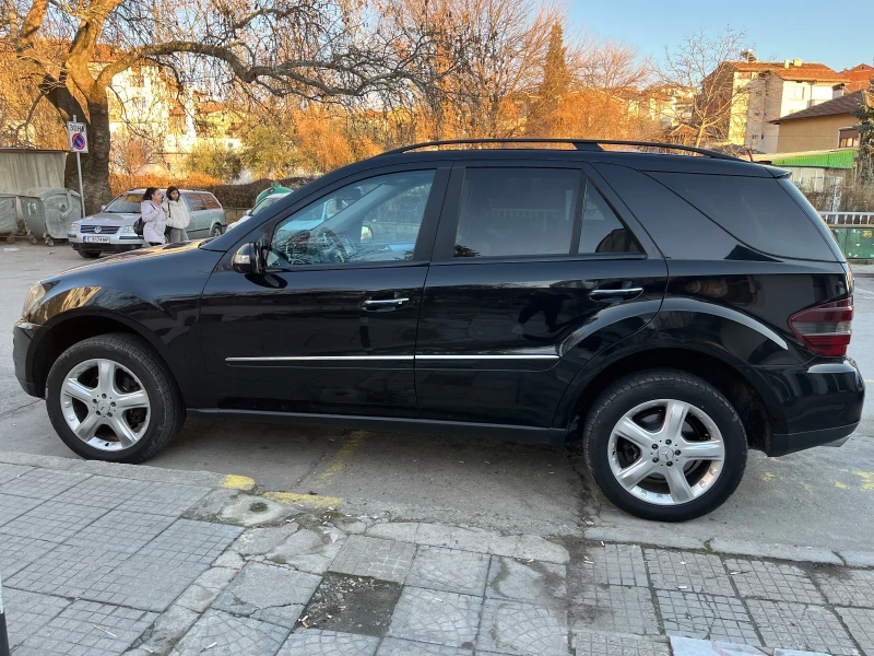 Mercedes-Benz ML 320  На пружини!, снимка 4 - Автомобили и джипове - 48485109