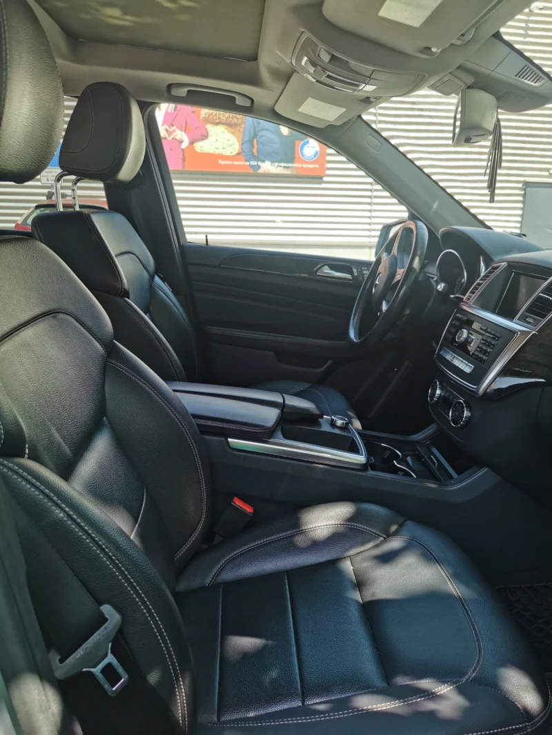 Mercedes-Benz ML 350 BLUETEC 4MATIC Релни. Км!!!, снимка 8 - Автомобили и джипове - 52657986