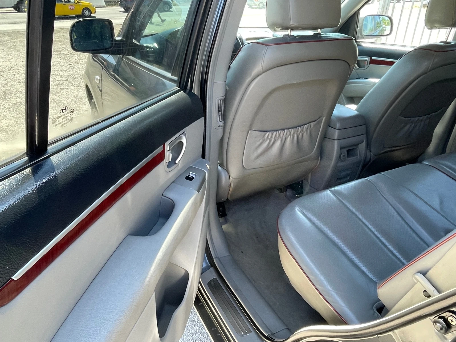 Hyundai Santa fe 2.2 CRDI, АВТОМАТ, 4x4, 7 местен, ПОДГРЕВ - изображение 10