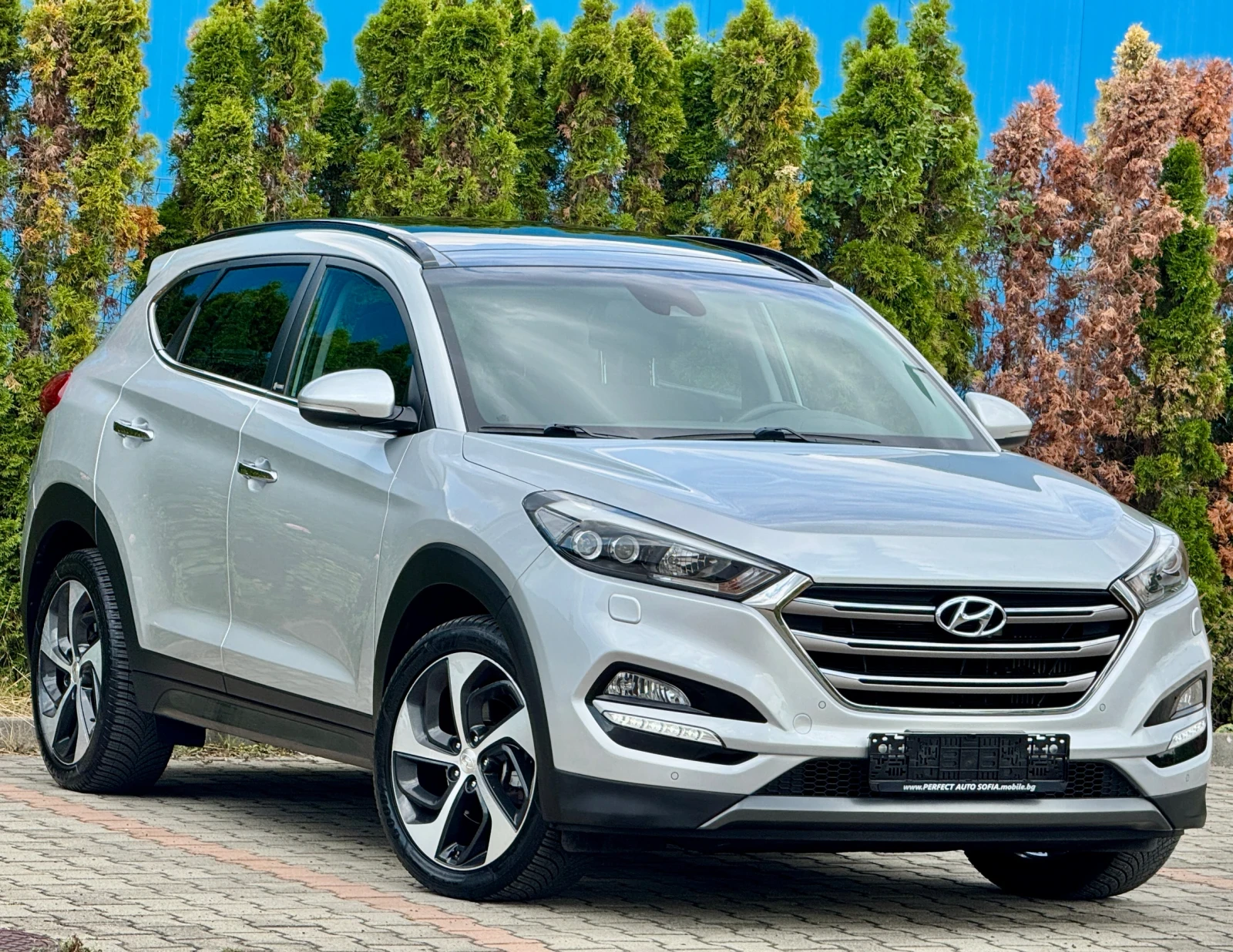 Hyundai Tucson 2.0D-ПАНОРАМА-KEYKESS-НАВИ-КАМЕРА-165Х.КМ-ОТЛИЧНА - изображение 6