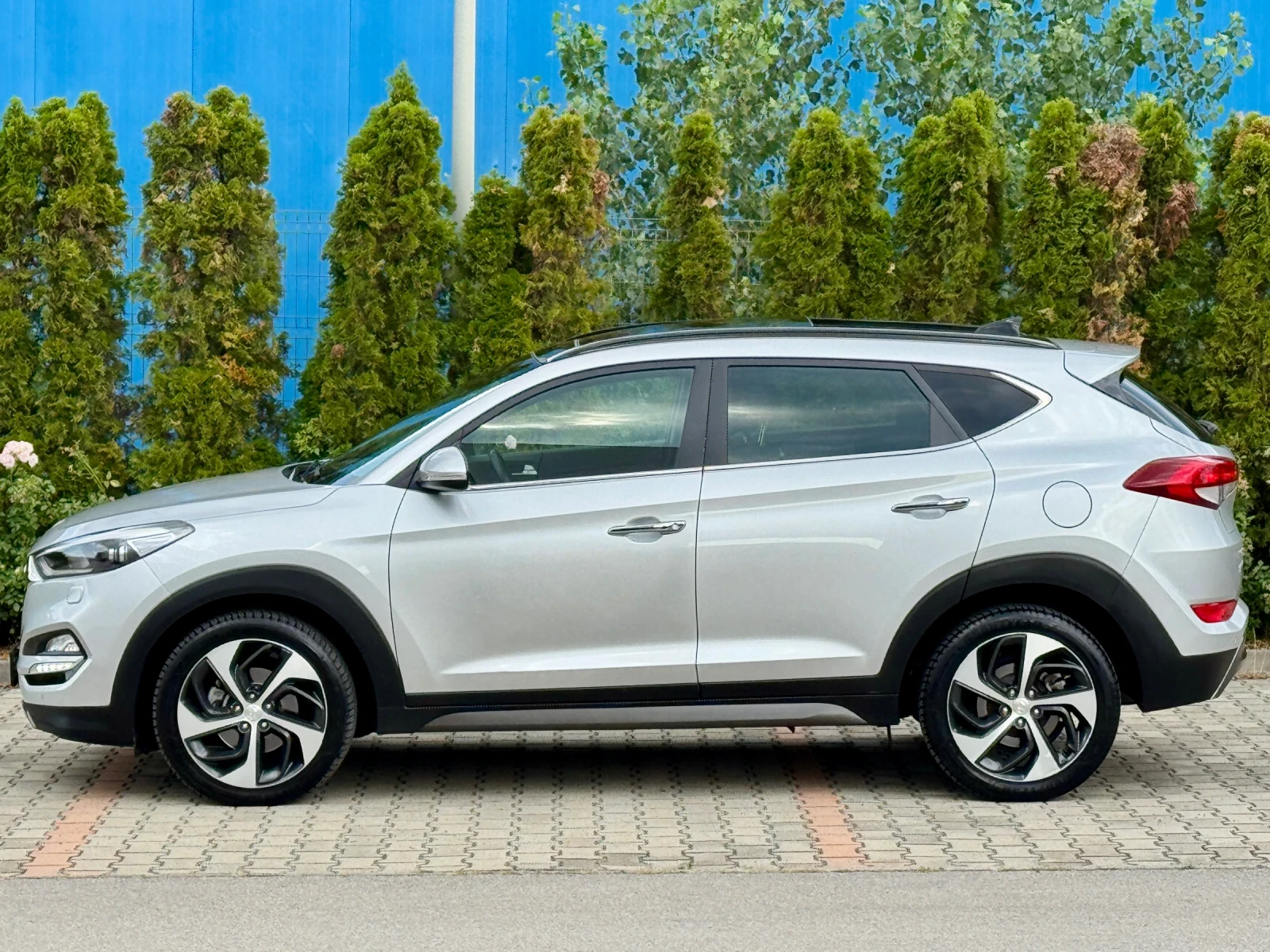 Hyundai Tucson 2.0D-ПАНОРАМА-KEYKESS-НАВИ-КАМЕРА-165Х.КМ-ОТЛИЧНА - изображение 8