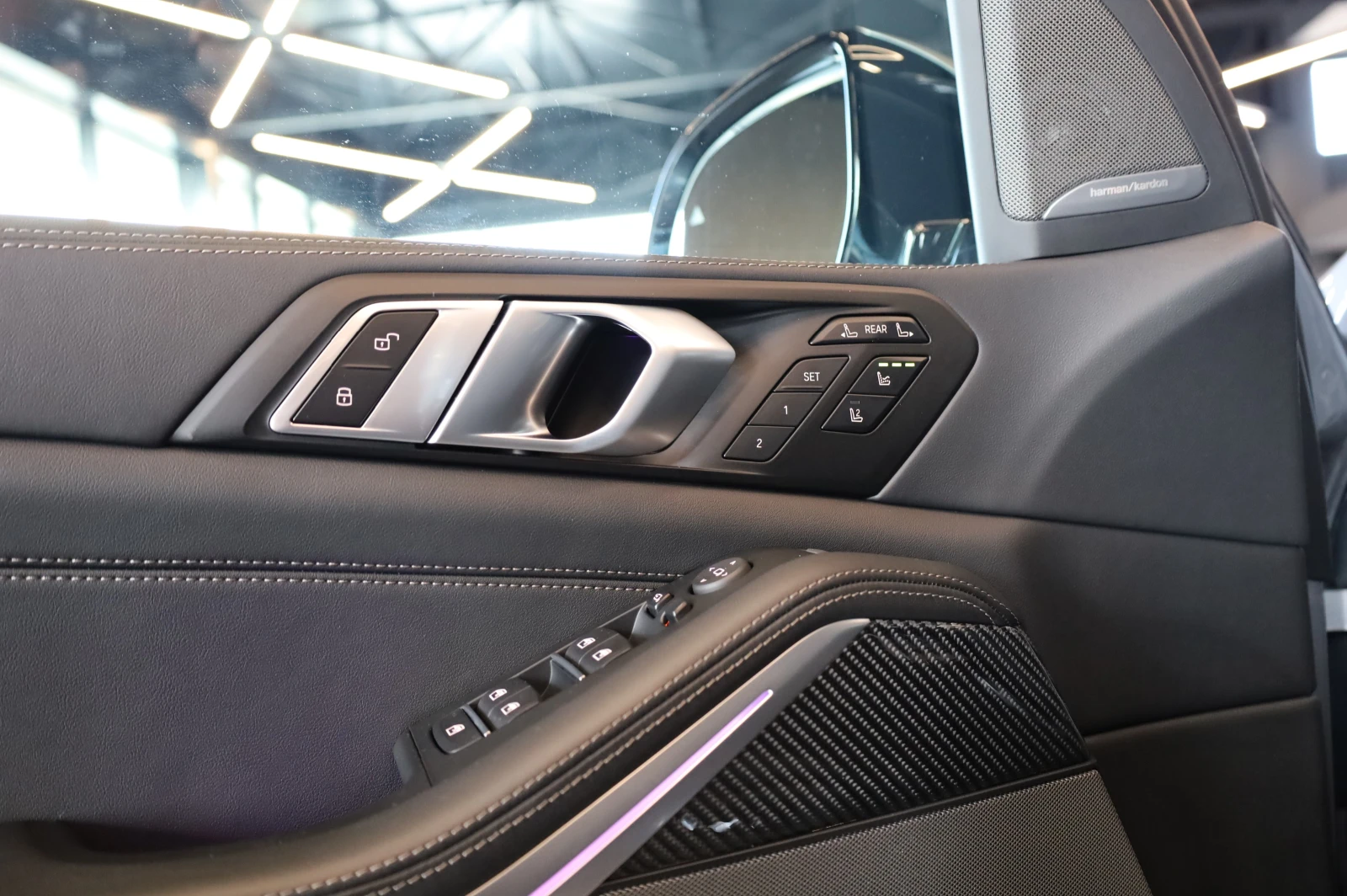 BMW X7 M SPORT PRO* XDRIVE* SWAROVSKI* SKY LOUNGE* , снимка 15 - Автомобили и джипове - 54817273
