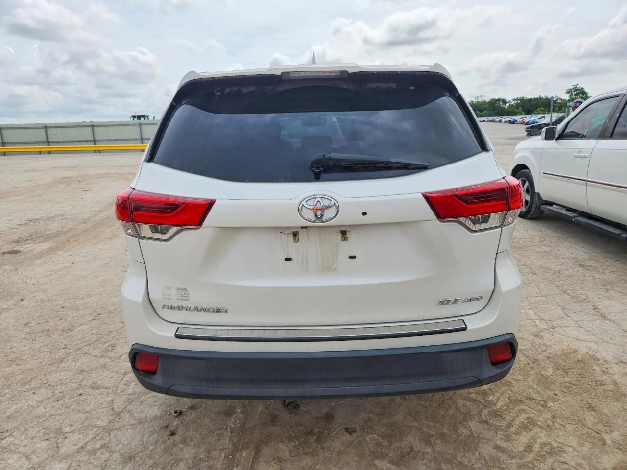 Toyota Highlander 3.5l Xle, снимка 6 - Автомобили и джипове - 54883340