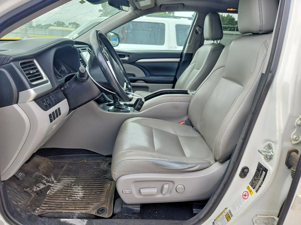 Toyota Highlander 3.5l Xle, снимка 7 - Автомобили и джипове - 54883340