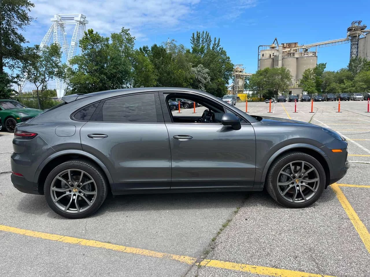 Porsche Cayenne  S COUPE * ГЛАВНО ПРЕДСТАВИТЕЛСТВО НА PORSCHE* , снимка 4 - Автомобили и джипове - 55210893