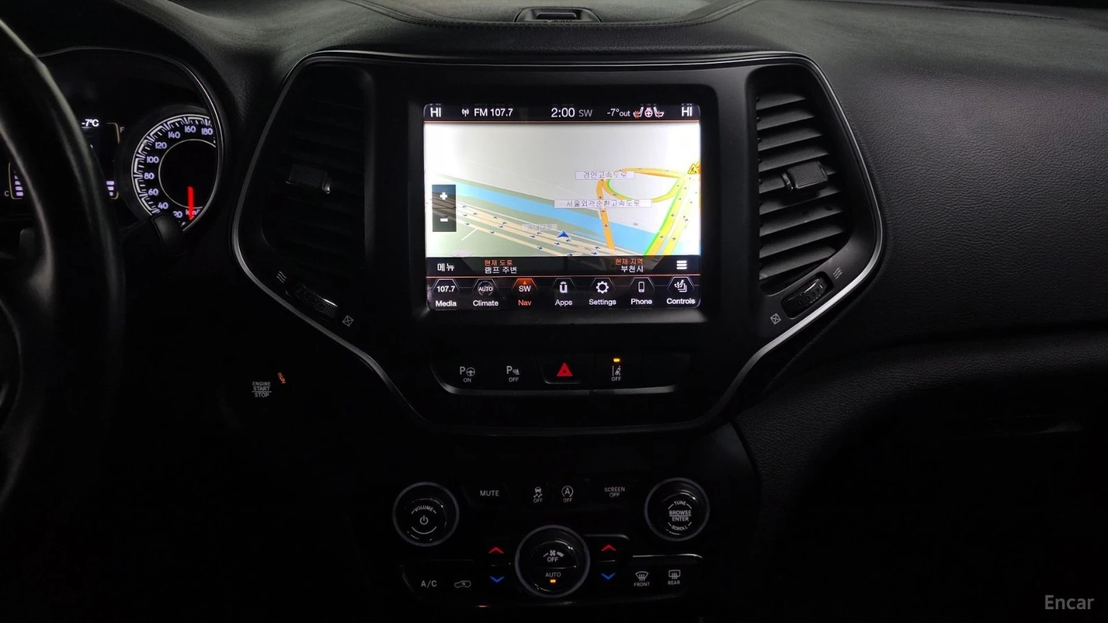 Jeep Cherokee 2.4* Longitude High* AWD* ПОДГРЕВ* КАМЕРА* ШИБИДАХ, снимка 13 - Автомобили и джипове - 55485085