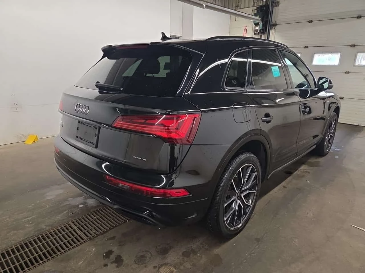 Audi Q5 TECHNIK / АМБИЕНТ / 360 / ДИСТРОНИК / ПАНОРАМА , снимка 3 - Автомобили и джипове - 55638697
