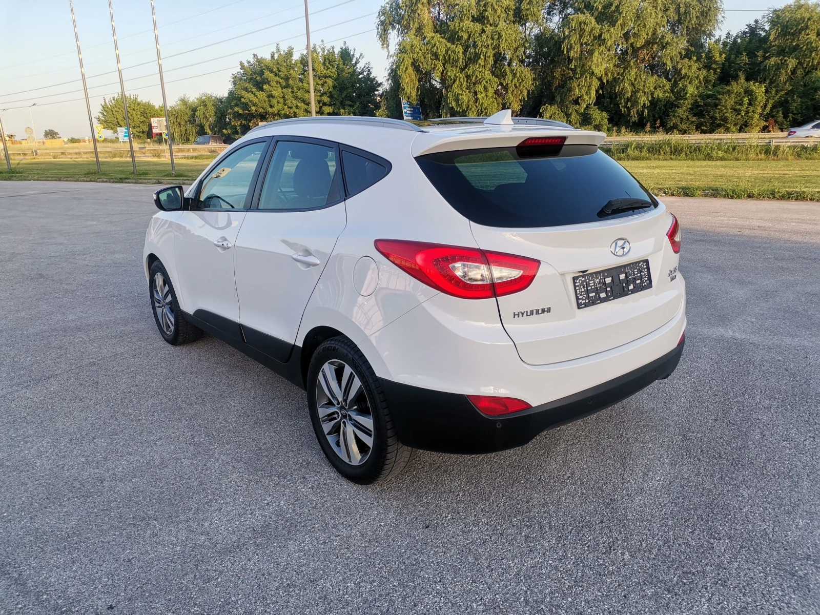 Hyundai IX35 1, 7cdti фейс/панорама, снимка 3 - Автомобили и джипове - 55791344