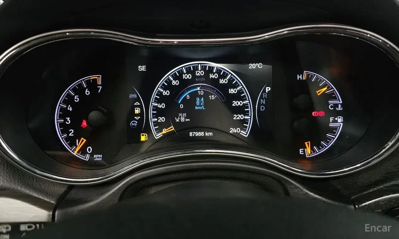 Jeep Grand cherokee, снимка 11 - Автомобили и джипове - 56736853
