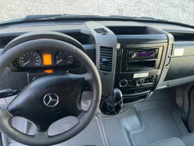 Mercedes-Benz Sprinter 519 519-3000кб-ИТАЛИЯ-КЛИМА-Бкат.-ОРИГИНАЛЕН ВИД, снимка 9