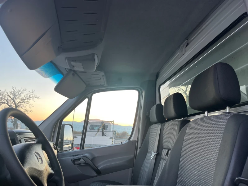 Mercedes-Benz Sprinter 519 519-3000кб-ИТАЛИЯ-КЛИМА-Бкат.-ОРИГИНАЛЕН ВИД, снимка 10 - Бусове и автобуси - 52740656