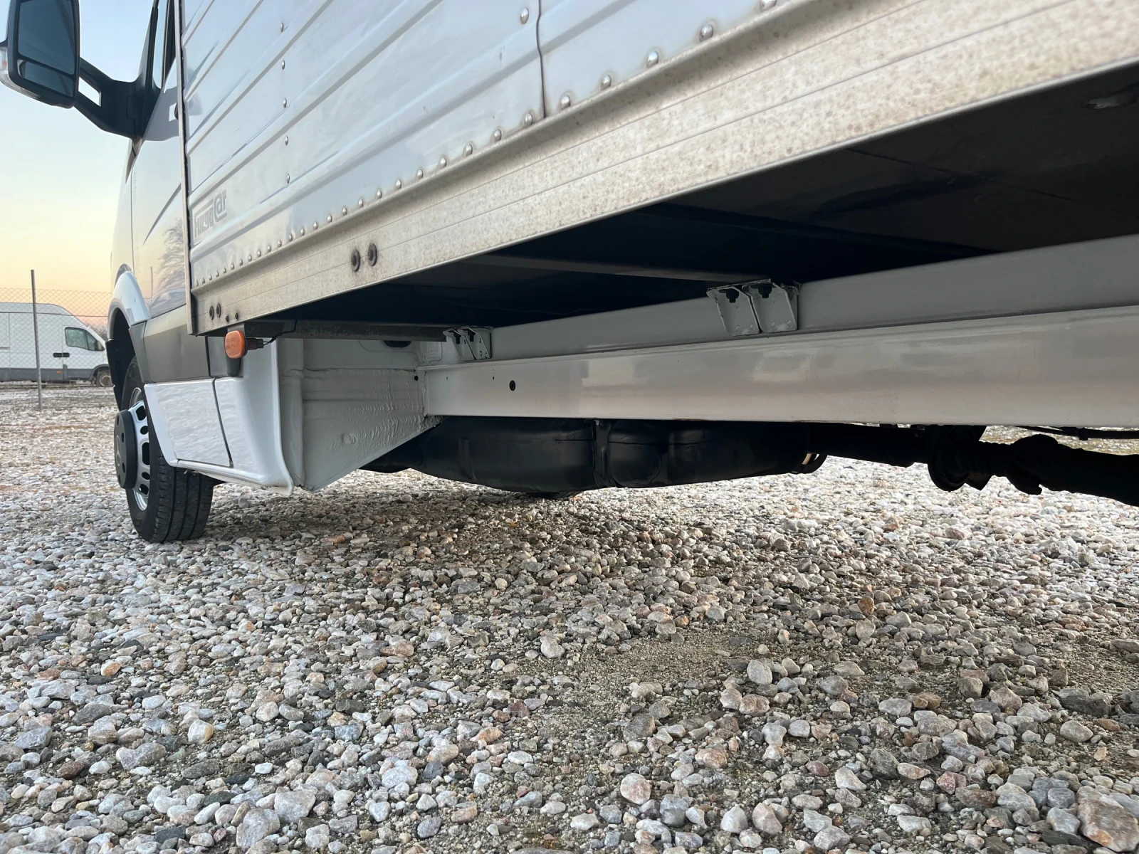 Mercedes-Benz Sprinter 519 519-3000кб-ИТАЛИЯ-КЛИМА-Бкат.-ОРИГИНАЛЕН ВИД - изображение 7