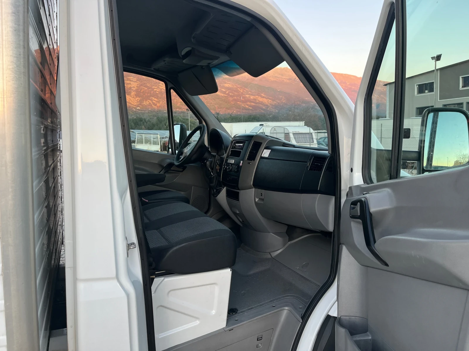 Mercedes-Benz Sprinter 519 519-3000��-������-�����-����.-���������� ��� | Mobile.bg � ����������� 11