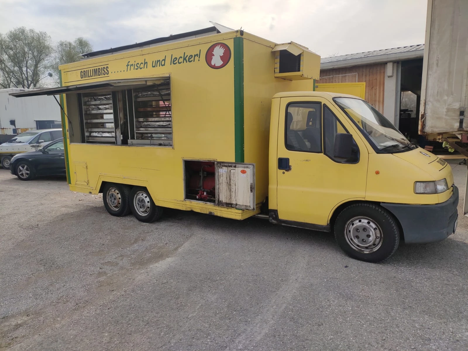 Peugeot Boxer мобилна кухня