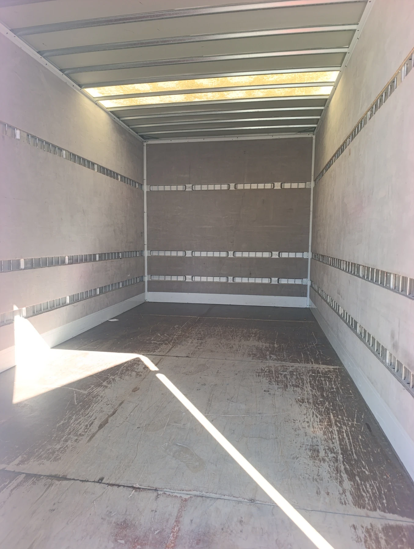 VW Crafter Tdi, снимка 5 - Бусове и автобуси - 56345274